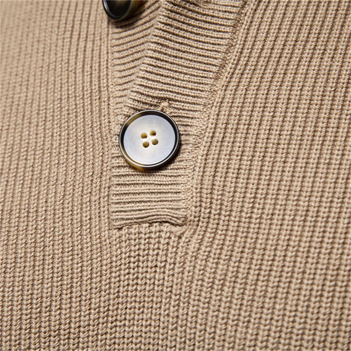 Viva Mode | Herrenpullover mit Knopfdesign