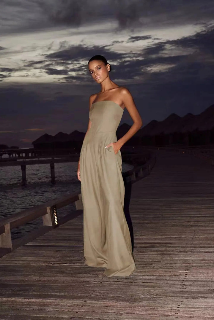 Emilia™ – Eleganter trägerloser Jumpsuit
