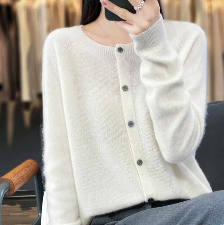 Anni Kuscheliger Woll-Cardigan