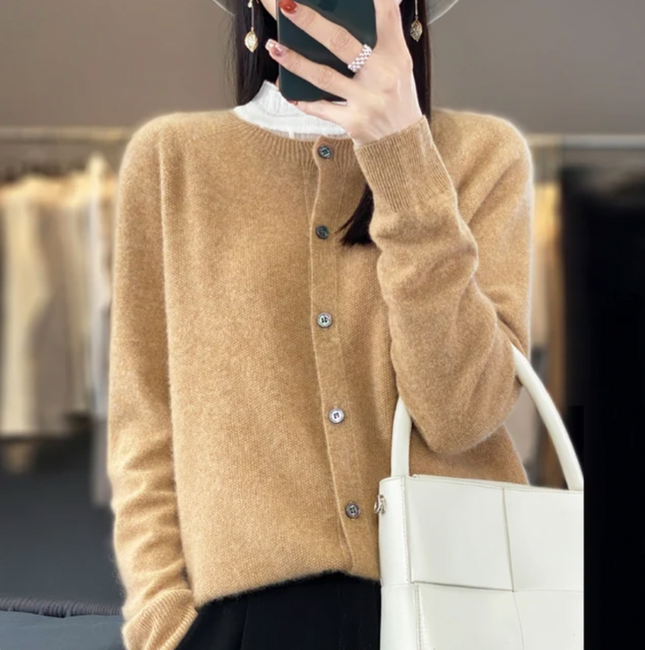 Anni Kuscheliger Woll-Cardigan